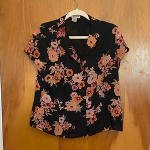 Vintage Floral Button Up Top